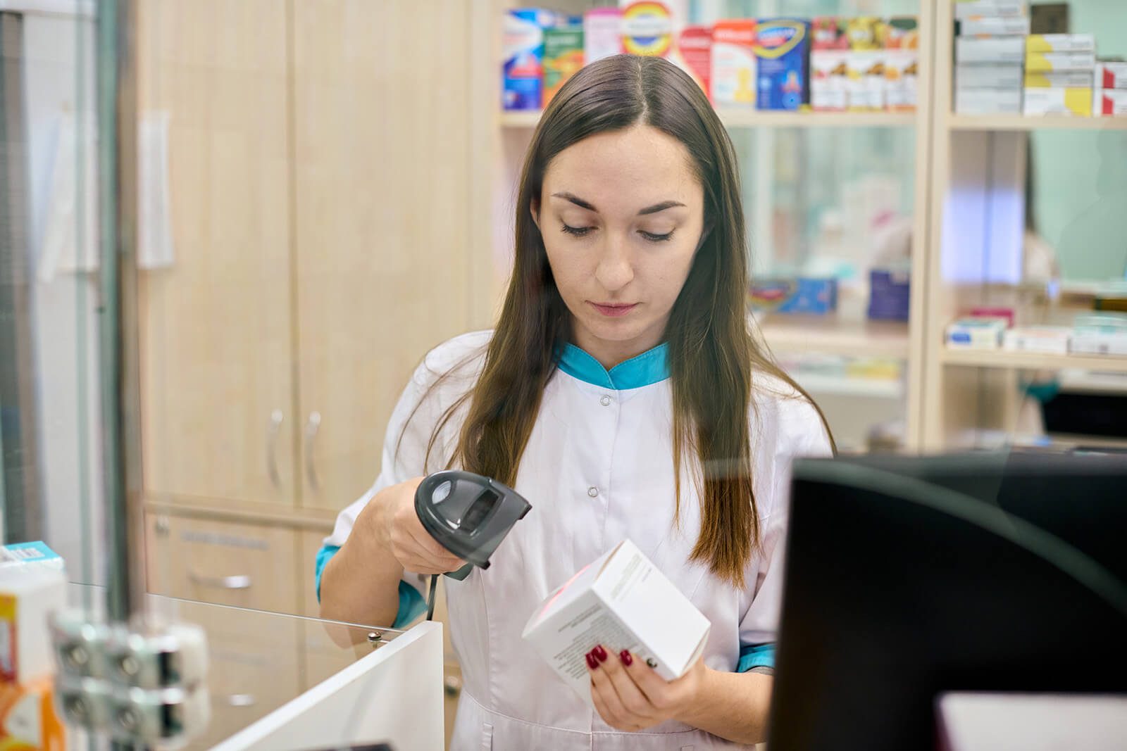 NHS Nurse Scanning Medicines